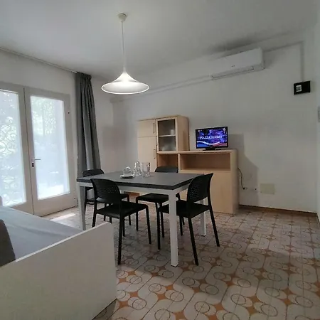 Appartamento Stylish Flat For Your Perfect Getaway In