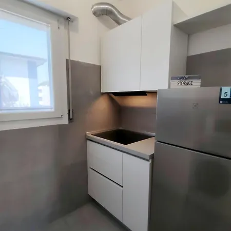 Appartamento Stylish Flat For Your Perfect Getaway In *